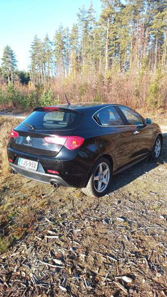 Alfa Romeo Giulietta Joensuu - valokuva 8