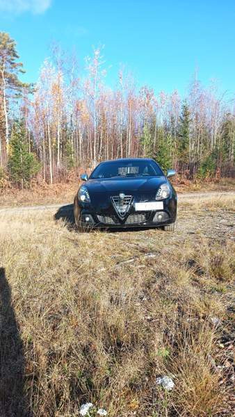 Alfa Romeo Giulietta Joensuu - valokuva 1