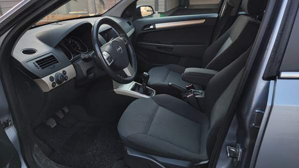 Opel Astra Хямеэнлинна - изображение 8