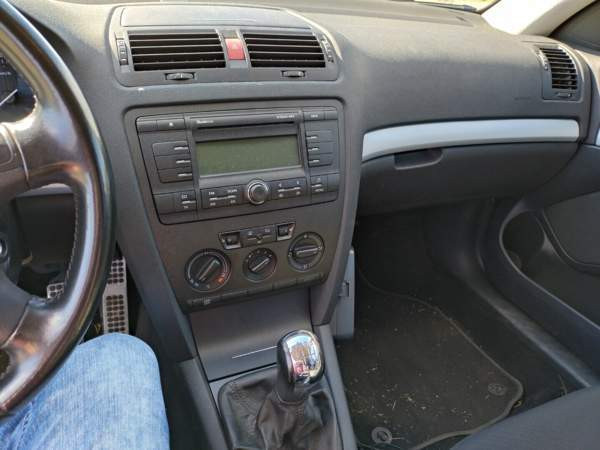 Skoda Octavia Macau – foto 8