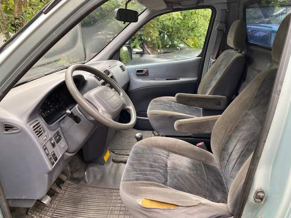 Toyota Hiace Hamina - valokuva 5