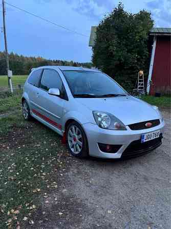 Ford Fiesta Миккели