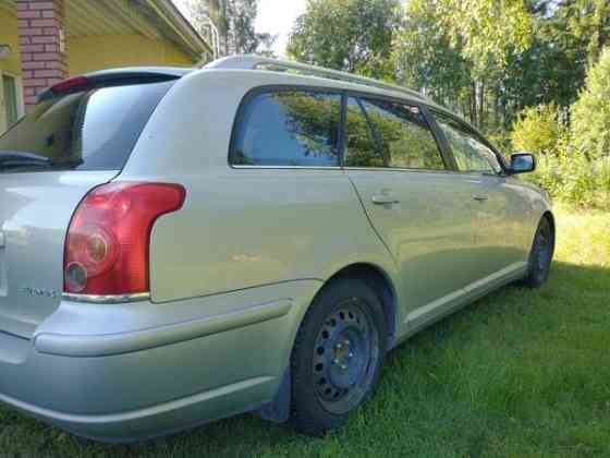 Toyota Avensis Каяни