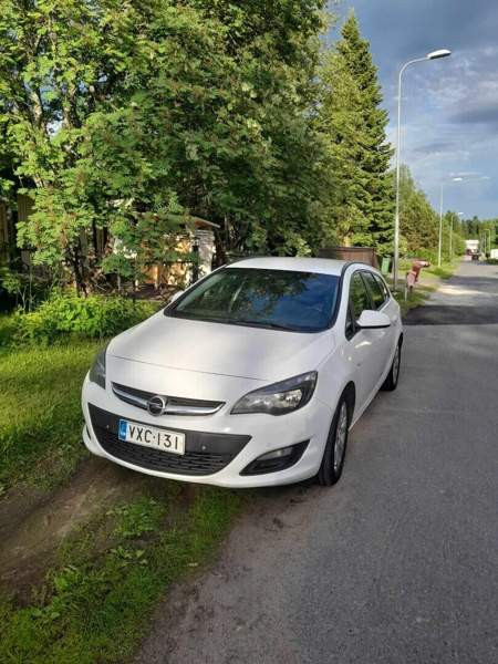 Opel Astra Oulu - valokuva 1