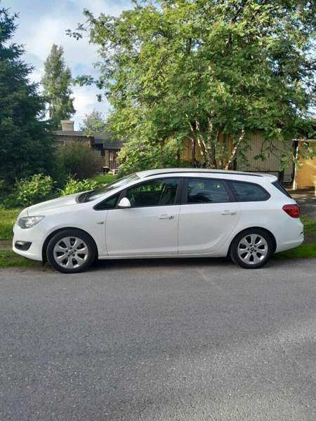 Opel Astra Oulu - valokuva 3