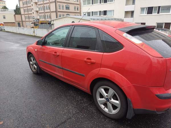 Ford Focus Oulu - valokuva 3