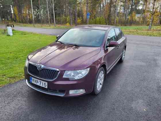 Skoda Superb Raahe