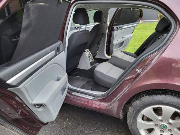 Skoda Superb Raahe - valokuva 8