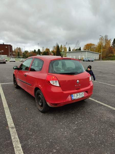 Renault Clio Äänekoski - valokuva 3