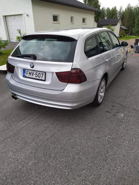 BMW 325 Rovaniemi - valokuva 3