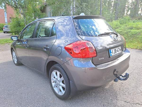 Toyota Auris Helsinki - valokuva 7