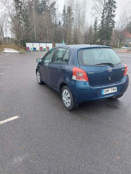 Toyota Yaris Helsinki - valokuva 3