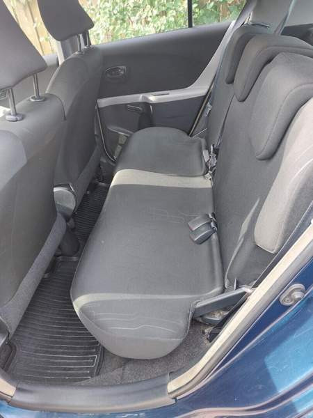 Toyota Yaris Helsinki - valokuva 5