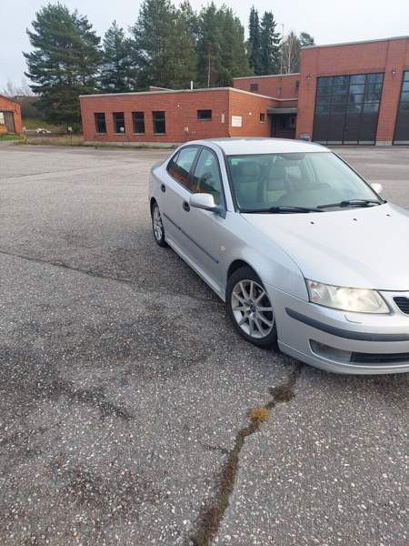 Saab 9-3 Glebychevo - valokuva 6