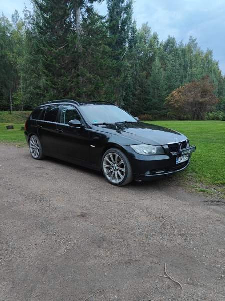 BMW 318 Outokumpu - valokuva 1