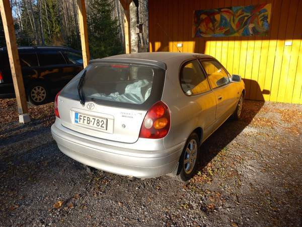 Toyota Corolla Urjala - photo 3