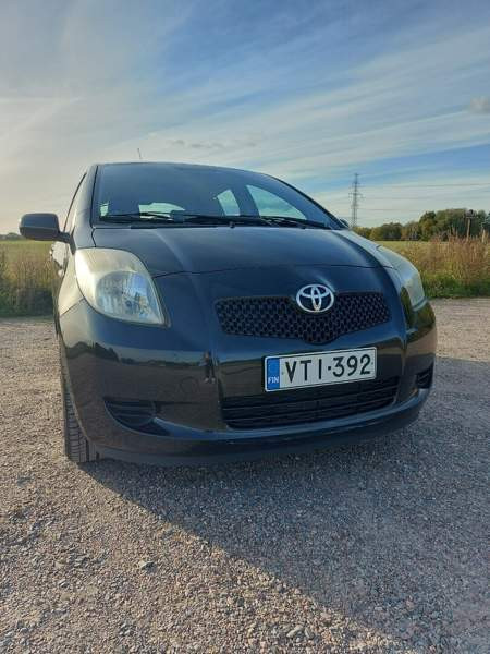 Toyota Yaris Вантаа - изображение 2