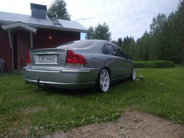 Volvo S60 Каяни - изображение 2