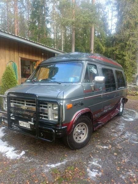 Chevrolet Chevy Van Marttila - valokuva 1