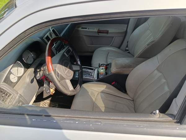 Chrysler 300C Yloejaervi - photo 2