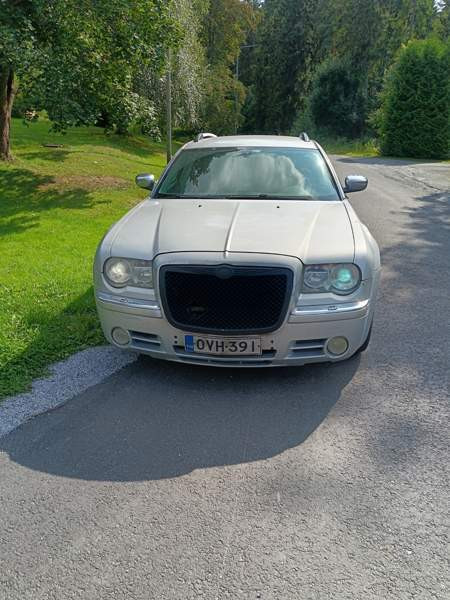 Chrysler 300C Yloejaervi - photo 5