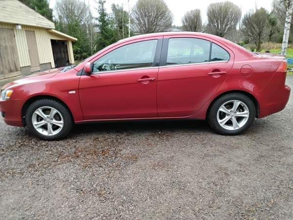 Mitsubishi Lancer Rauma - valokuva 4