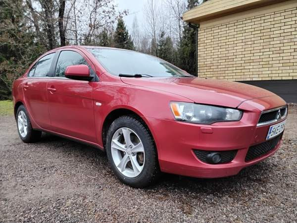 Mitsubishi Lancer Rauma - valokuva 1