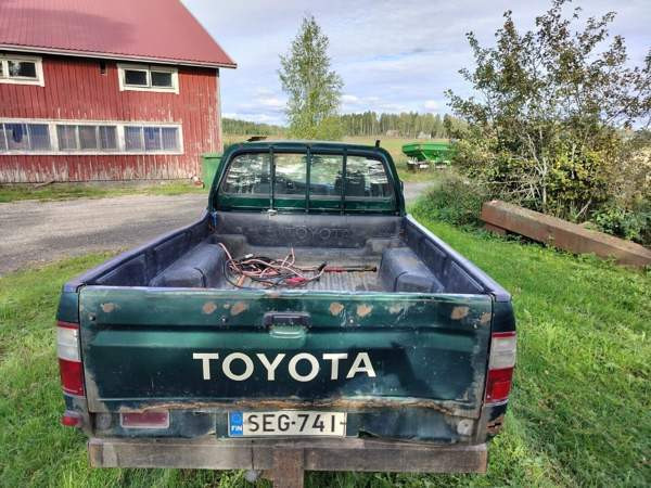 Toyota Hilux Pöytyä - изображение 2