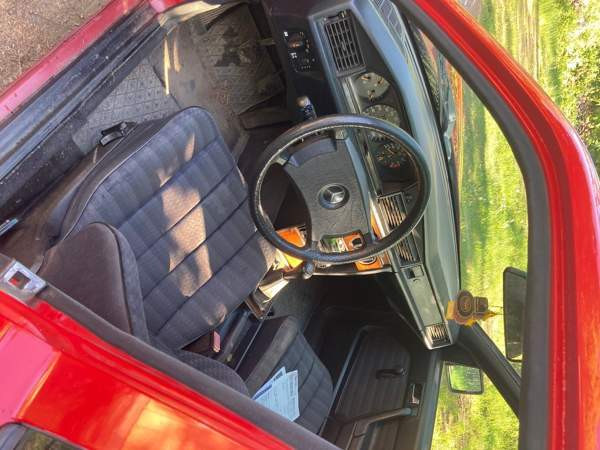 Mercedes-Benz 190 Йоэнсуу - изображение 8