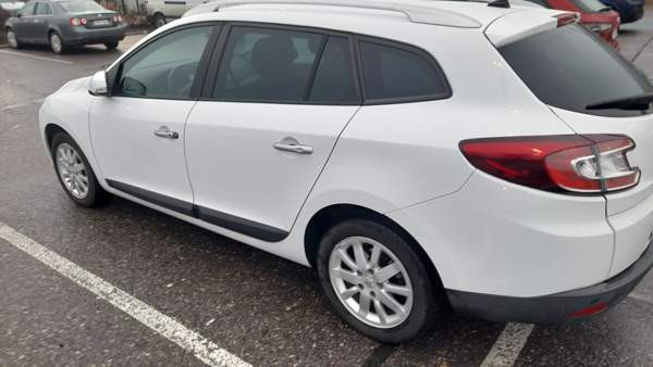 Renault Megane Lohja - valokuva 2