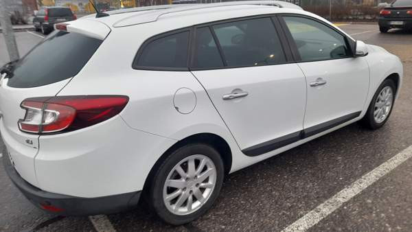 Renault Megane Lohja - valokuva 3