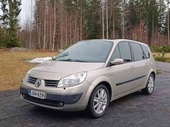 Renault Grand Scenic Macau