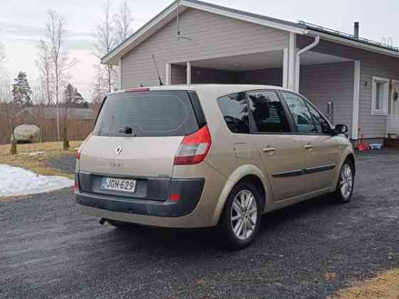 Renault Grand Scenic Macau