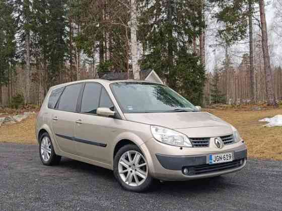 Renault Grand Scenic Macau