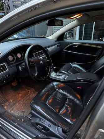 Volvo V70 Maentsaelae