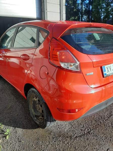 Ford Fiesta Maentsaelae – foto 3