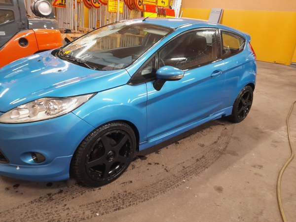 Ford Fiesta Vantaa - valokuva 8