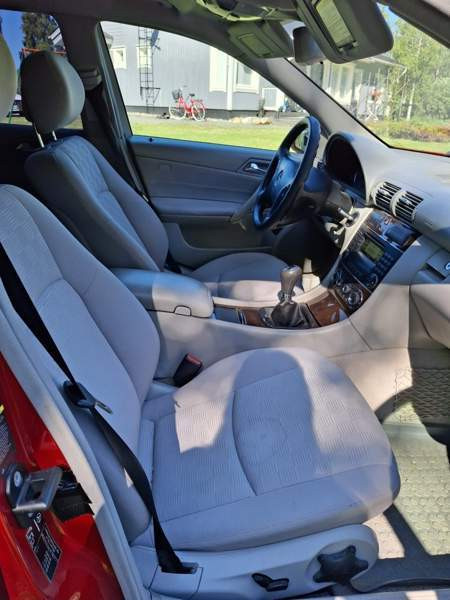 Mercedes-Benz C Nivala - изображение 8