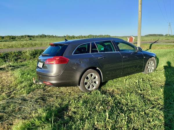 Opel Insignia Ylivieska - valokuva 2