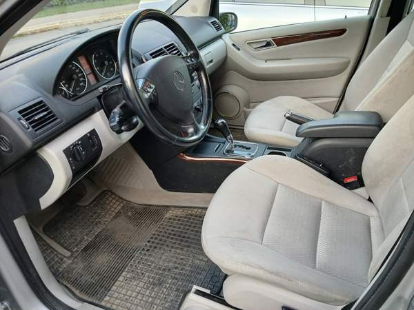 Mercedes-Benz A Glebychevo - valokuva 3