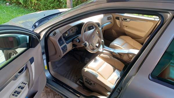 Volvo V70 Yloejaervi - изображение 6