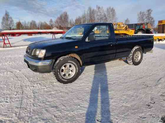 Nissan Pickup Tornio