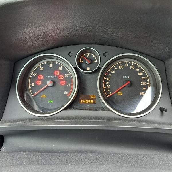 Opel Zafira Kuopio - valokuva 4