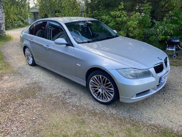 BMW 320 Rovaniemi - valokuva 5