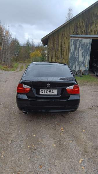 BMW 318 Padasjoki - valokuva 4