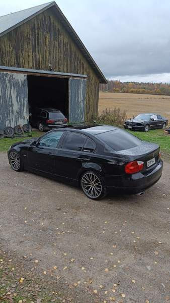 BMW 318 Padasjoki - valokuva 5