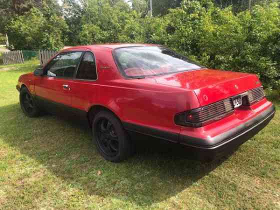 Ford Thunderbird Raasepori