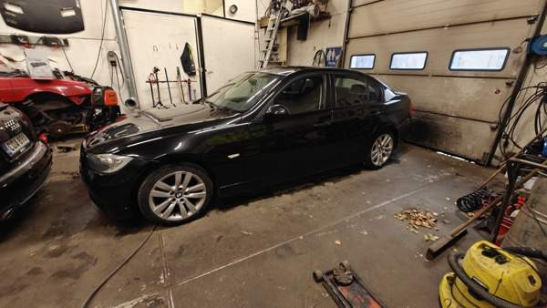 BMW 318 Kuopio - valokuva 2