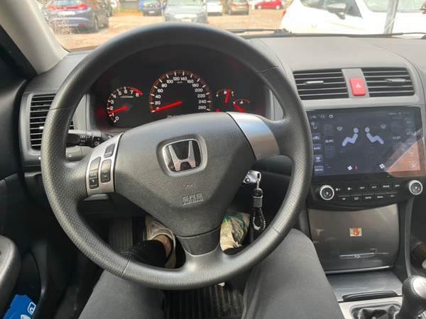 Honda Accord Vantaa - valokuva 3