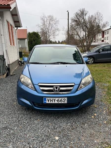 Honda FR-V Tampere - photo 1